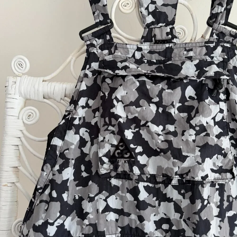 Nike ACG‎ Woven Overalls Mens Large Black White Gray Camo Print AOP CI0417-010